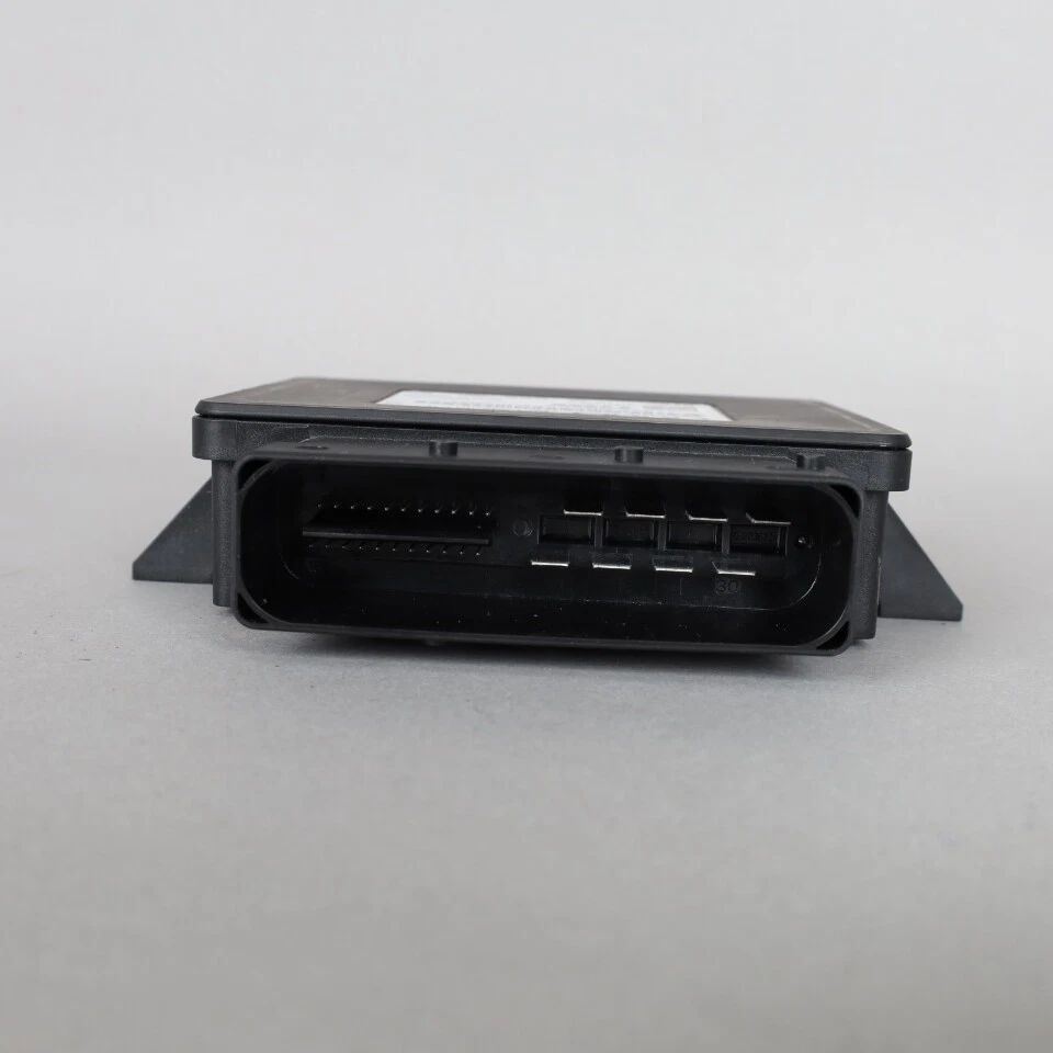 2010-2012 Audi A5 A4 S4 S5 Q5 Parking Brake Control Module 8K0907801H OEM Used - Imagem 2 de 4