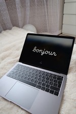 Apple MacBook Air 2019 (13 Zoll, 256GB SSD, Intel Core i5, 8GB RAM) - Space Grau