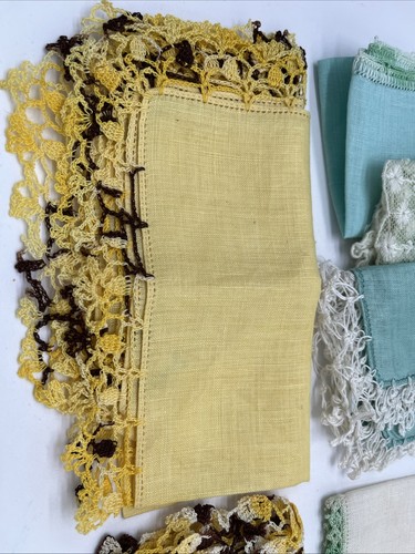 Vintage Estate Ladies Hankies / Napkins Lot Of 8 Cloth Linen Lace Trim Assorted - Picture 2 of 8