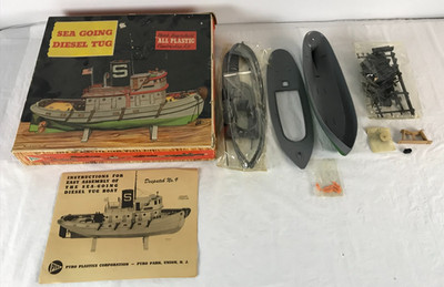 vtg 1950s Pyro Sea Going Diesel Tug Plastic Construction Model Kit Despatch no 9