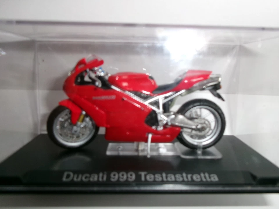5 Motorradmodelle KONVOLUT- Kawasaki Voxan Ducati MV Agusta Cagiva - Altaya 1:24 - Bild 4 von 4