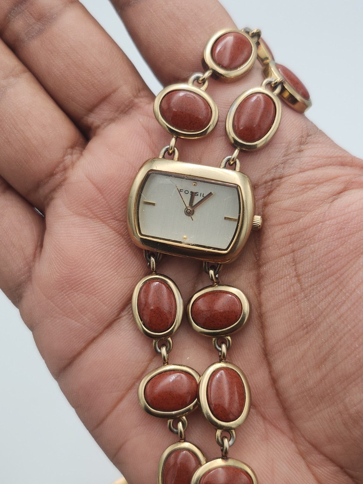Fossil ES-1480 Women's Quartz Analogue Gold Bracelet Red Oval Links 50m image 4