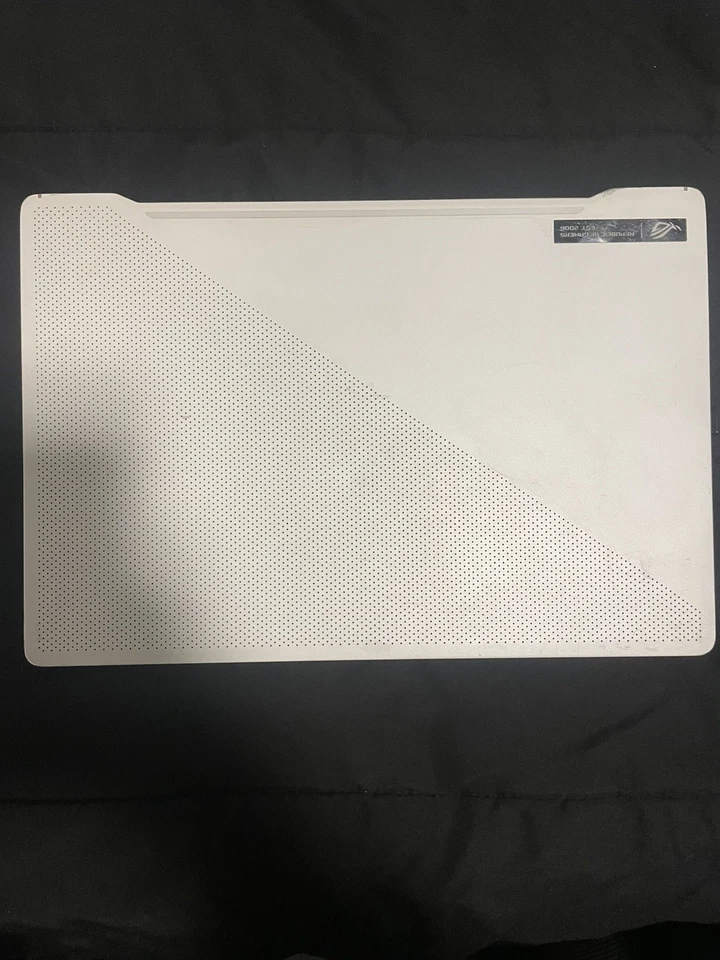 ASUS ROG Zephyrus G14, Ryzen 9 6900HS, 16GB RAM, 1TB SSD - Imagem 2 de 4