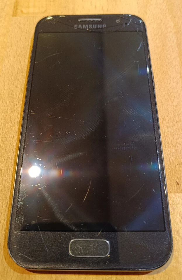 Samsung Galaxy A3 (2017) · 16GB, photo 2 sur 5