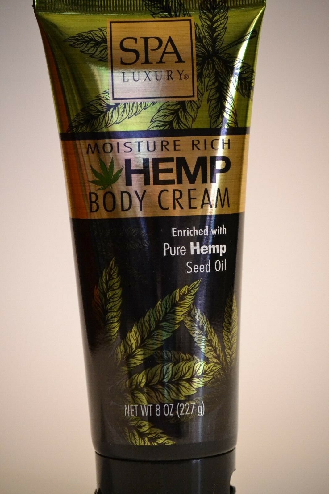 SPA Luxury Moisture Rich HEMP Body Cream Pure HEMP Seed Oil 8oz. ⋆
