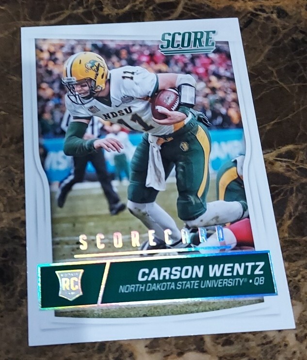 2016 Score Rookies Scorecard Carson Wentz #335 Rookie RC