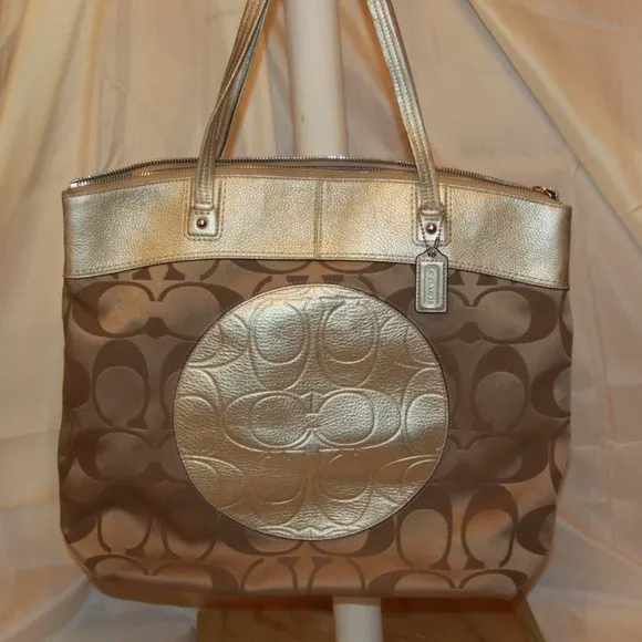 Coach F18335 Laura TOTE Purse Handbag Khaki Gold