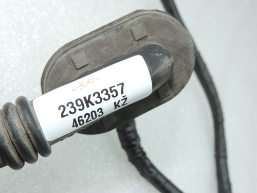 Cablaggio portellone posteriore originale Toyota Avensis T27 station wagon 8218405160 - Foto 7 di 10