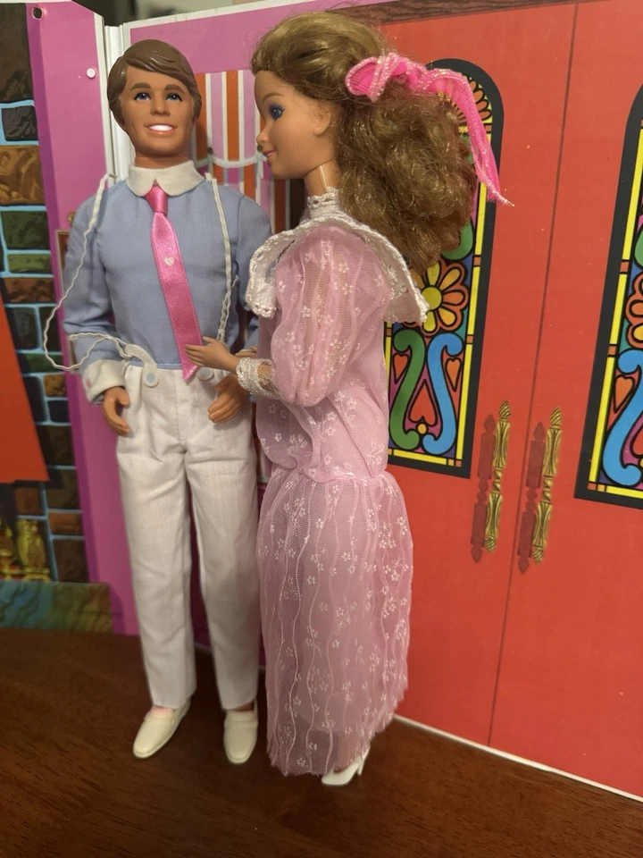 Vintage The Heart Family Barbie Mattel 1984 Dolls Mom Dad Original Outfits Used - Image 4 of 4