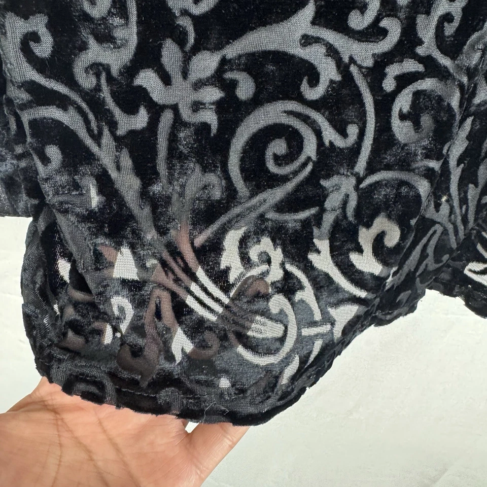 Top De Colección Terciopelo Burnout Talla PL Negro Abotonado Capricho Hada Transparente Romántico Foto 3 de 4