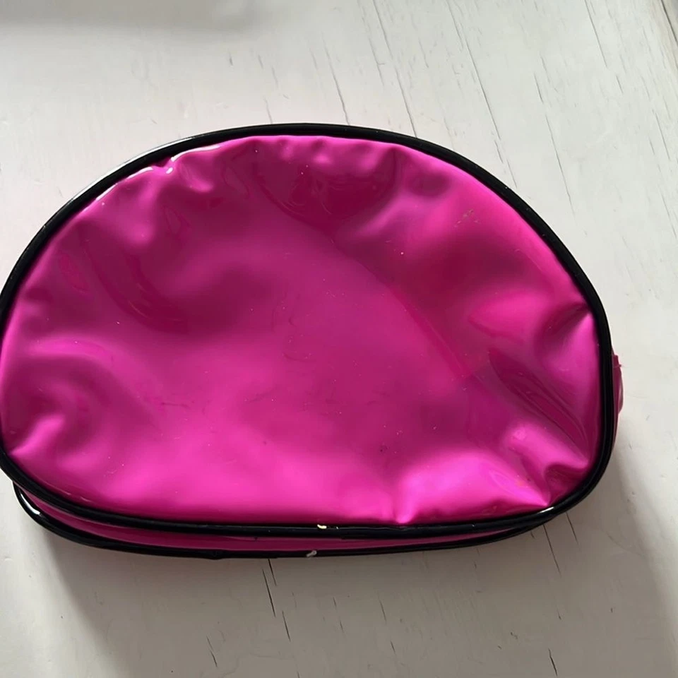 Betty Boop 2005 Pink PVC Cosmetics Bag Coin Purse Retro Collectible - Image 2 of 3