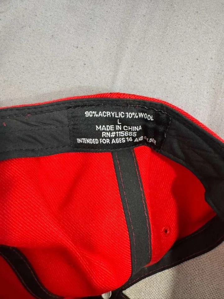 Spider-Sense Spider-Man Red Snapback Hat – Marvel Comics Embroidered Cap L - Image 2 of 3