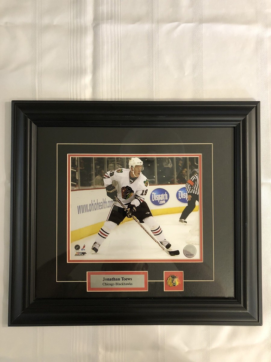 NHL Jonathan Toews Chicago Blackhawks Framed Matted '07 8