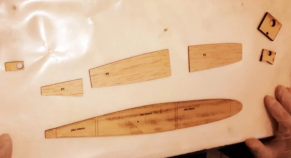 GRIPPIN RC Plane Kit – Hand-Launched 770mm Wingspan – Laser-Cut Balsa Wood - Image 4 of 4