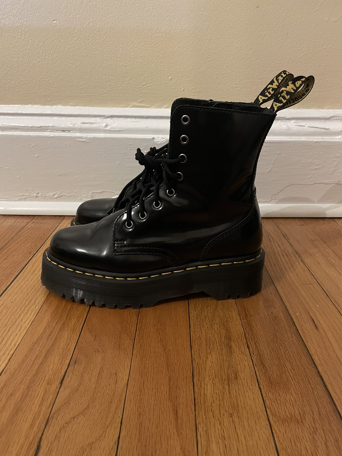 Dr. Martens Jadon Platform Leather 