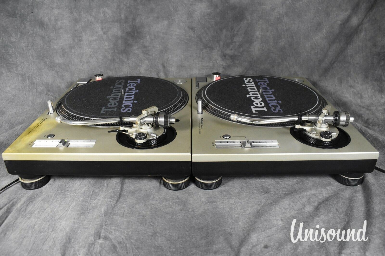 Technics SL-1200 MK5 Silver pair Direct Drive DJ Turntable in Good Condition