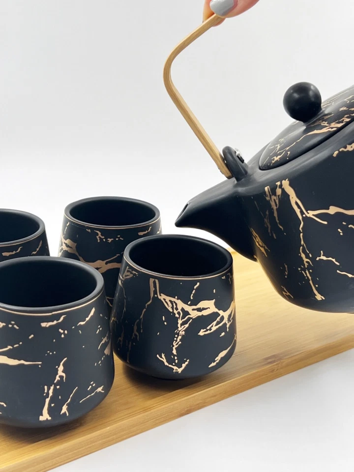 Conjunto de chá Kung Fu padrão aleatório dourado Morden com bandeja de bambu, bule e xícaras de chá - Imagem 2 de 4