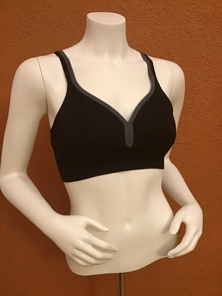 NWOT-CHAMPION SPORTS BRA REMOVABLE PADS,SPAGHETTI STRAPS, M,COLOR BLACK/GRAY. - Image 3 of 4