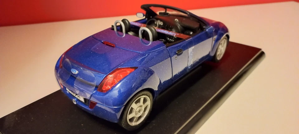 FORD 2003 STREET KA 1/18 WELLY - Immagine 4 di 4
