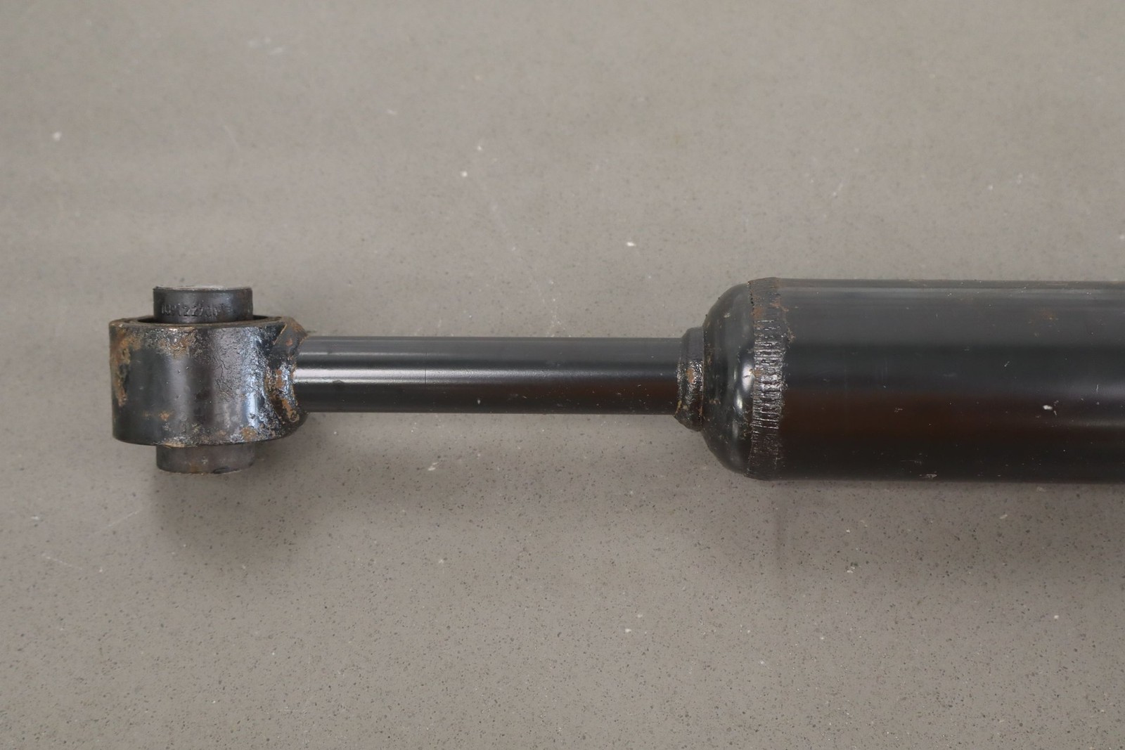 Maserati Ghibli 2014 Rear Left Damper P/N 06700089000