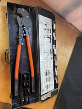 THOMAS & BETTS TBM8 COMPRESSION CRIMPER With Case And Dies Plus Extras ￼