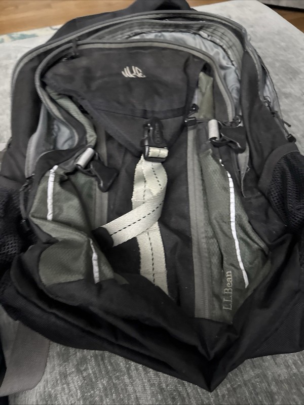 L.L. Bean Deluxe Backpack Green Black Laptop School Travel Hiking Bag