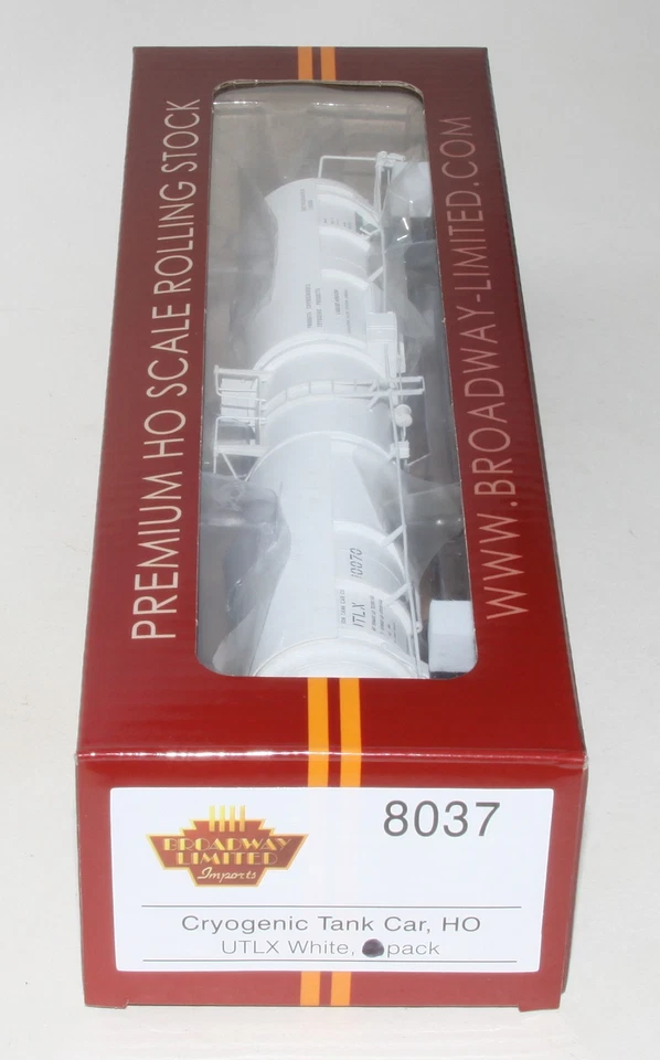 Broadway Limited Cryogenic Tank Car UTLX 80070 Union Tank Car Co. HO Scale - Image 3 of 3