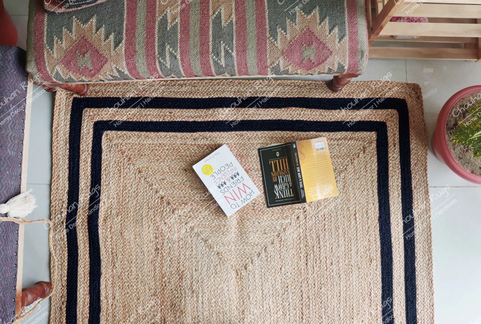 Beige Color Rug With Navy Blue Border Handwoven Rug Beautiful Braided Jute Rugs - Image 4 of 4
