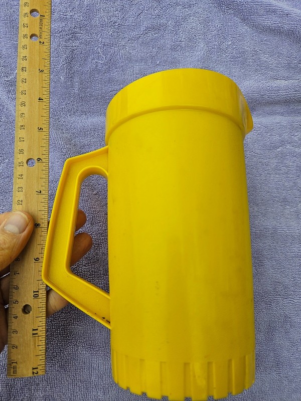 Pitcher Tupperware One Quart Bright Yellow NO Lid #874-13 used