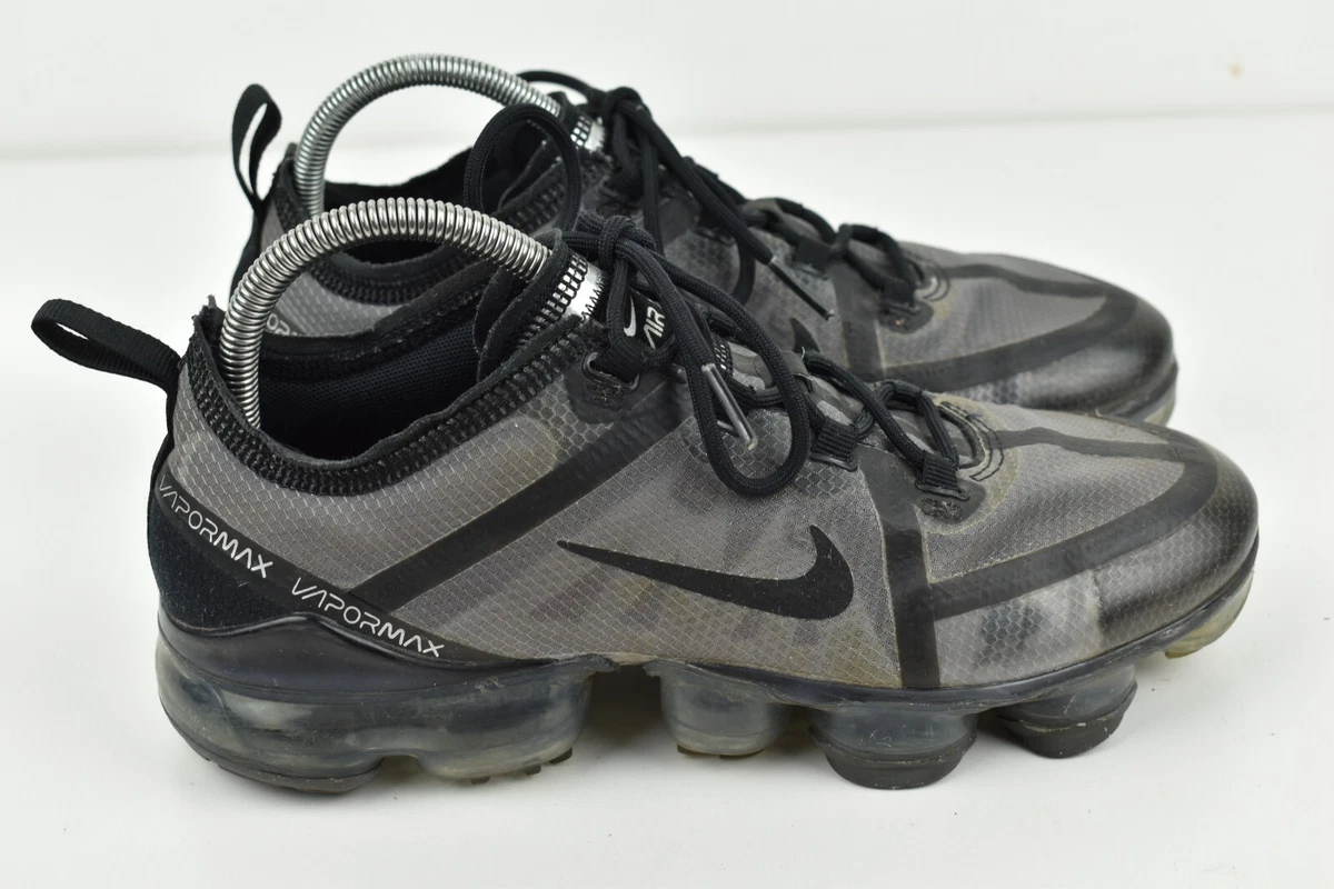 NIKE Air Vapormax Grey Trainers sizeUk 5.5 Eur 38.5 Boys