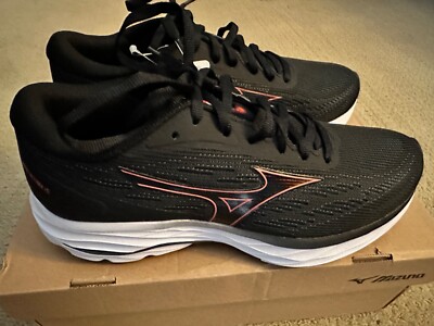 NWB Mizuno Wave Ultima 16