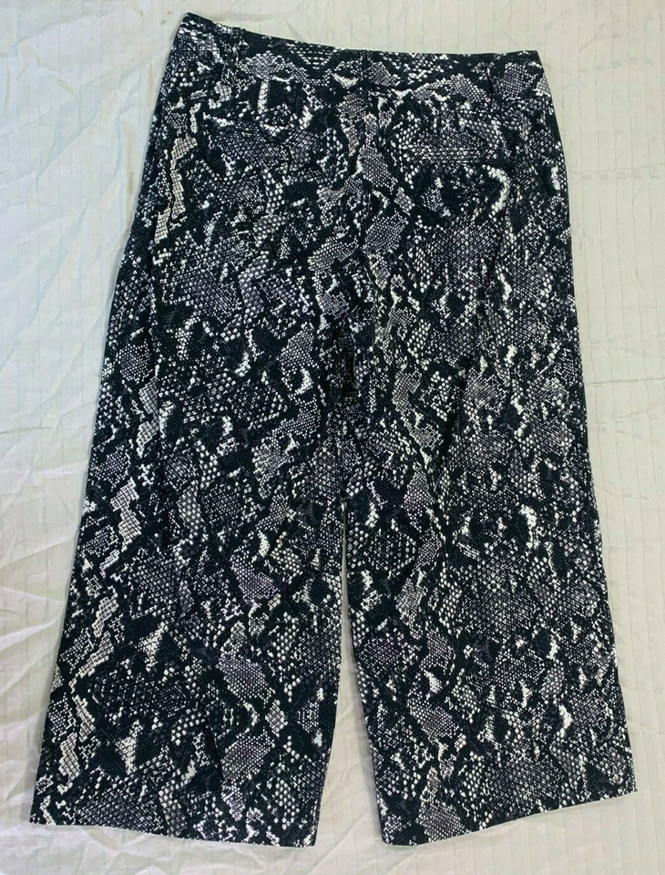 INC WOMENS CAPRIS PANTS SIZE 4 eBay