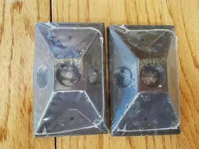 RECTANGULAR CLUSTER COVER White / Brown Do It NEW! Lot of 2 535931 / 535923 Wet 