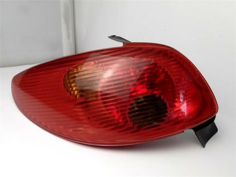PEUGEOT 206 1.4 I 6350S0 Left Rear Lamp 326874 Replacement