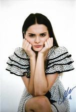 Charlotte Lawrence Autogramm signed 20x30 cm Bild 