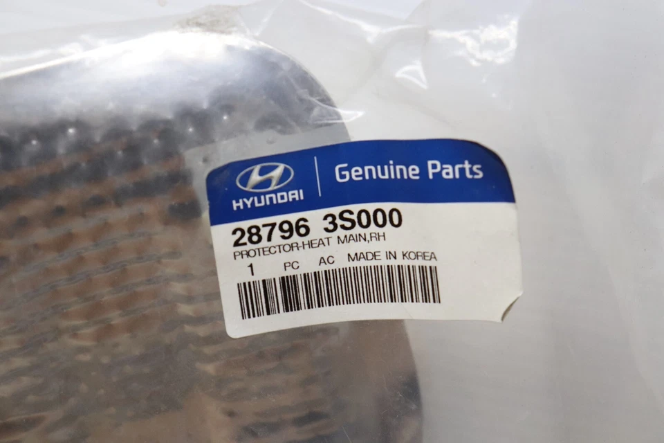Protector térmico principal Kia Optima 2011-2018 OEM 28796 3S000 Foto 2 de 3