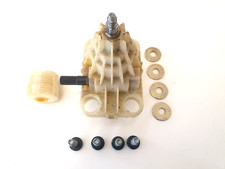 Mercedes R129 SL Electric Seat Height Adjustment Gearing - Front Left