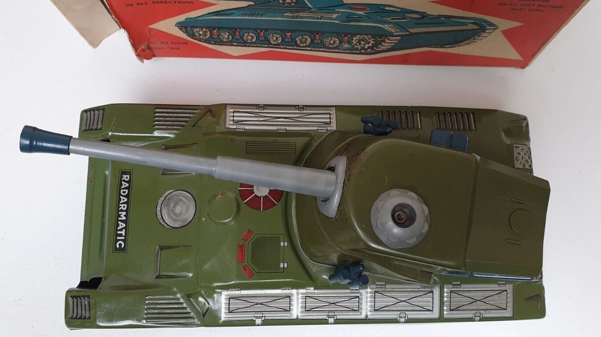 Rare Char Tank Mont-Blanc en boite d'origine jouet ancien