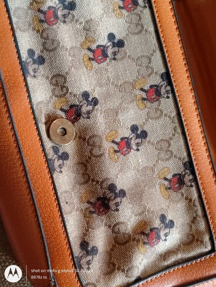 Correa de cadena bolsa mickey mouse gucci Foto 2 de 4