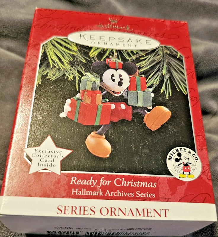 1998 Ready for Christmas Mickey Mouse Hallmark Ornament Archives Series W/ card