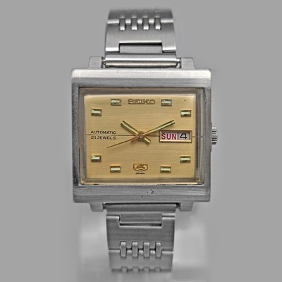 Vintage 1970 Seiko 5 Automatic 6119-5000 Square TV Dial Gold Men's Watch Japan