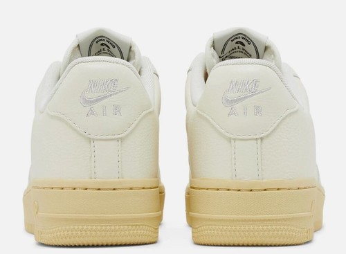 Women's Nike Air Force 1 '07 LX Coconut Milk/Light Bone (DO9456 100) Size 8.5 - Picture 2 of 5