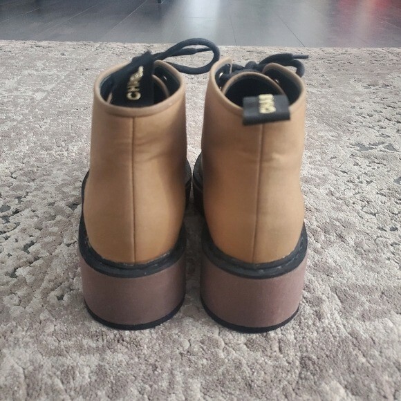 Chanel 2020 Interlocking CC Logo Boots 38.5 | eBay