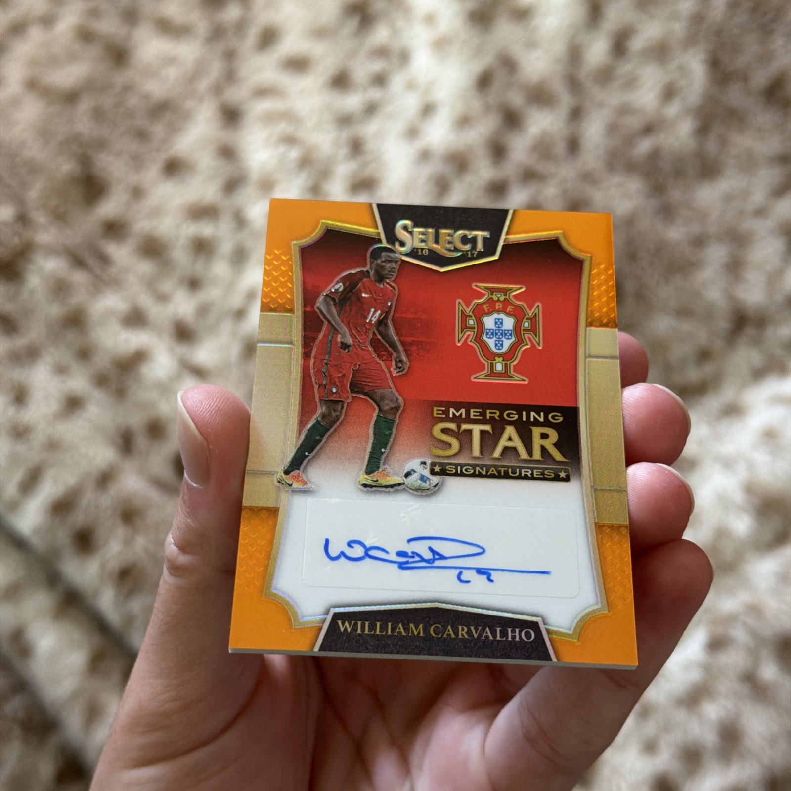 2016 Select William Carvalho Emerging Star Signatures Orange Auto /75 Portugal view 8
