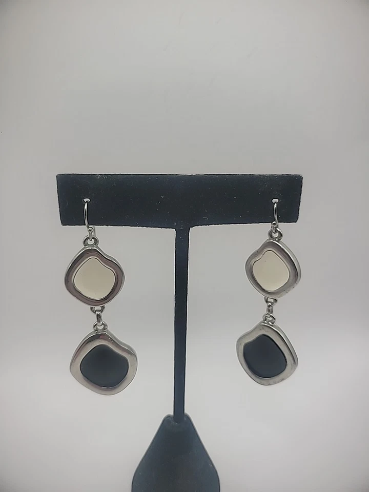Vintage Lia Sophia Earrings Pierced Hook Drop Dangle Silver Tone White Black - Image 3 of 4