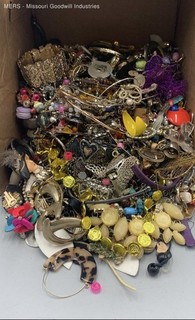 11 Pounds Mixed Metal/Material Scrap Crafter's Jewelry