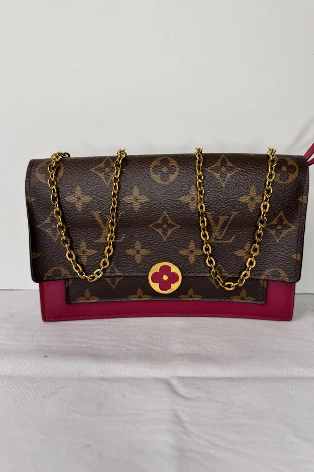 Make Offers On Louis  Vuitton, Chanel, Gucci, Pre Owned Clean Luxury Bags