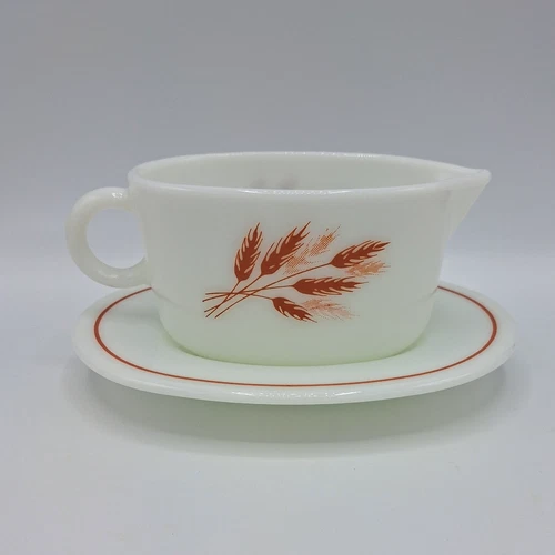 Vintage Pyrex Autumn Harvest Wheat Gravy Boat Server & Under Plate 77B+77U 2 pc