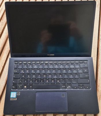 ASUS ZenBook S UX391UA   i7 8550U   16GB RAM   256GB SSD   FHD   Windows 11