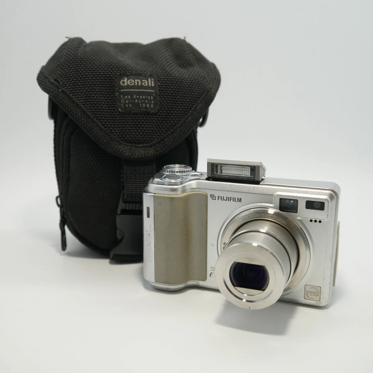 Fujifilm FinePix E550 3-9.9x Digital Cameras for Sale | Shop New